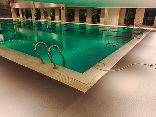  酒店泳池疏水防滑垫案例-洁力地垫